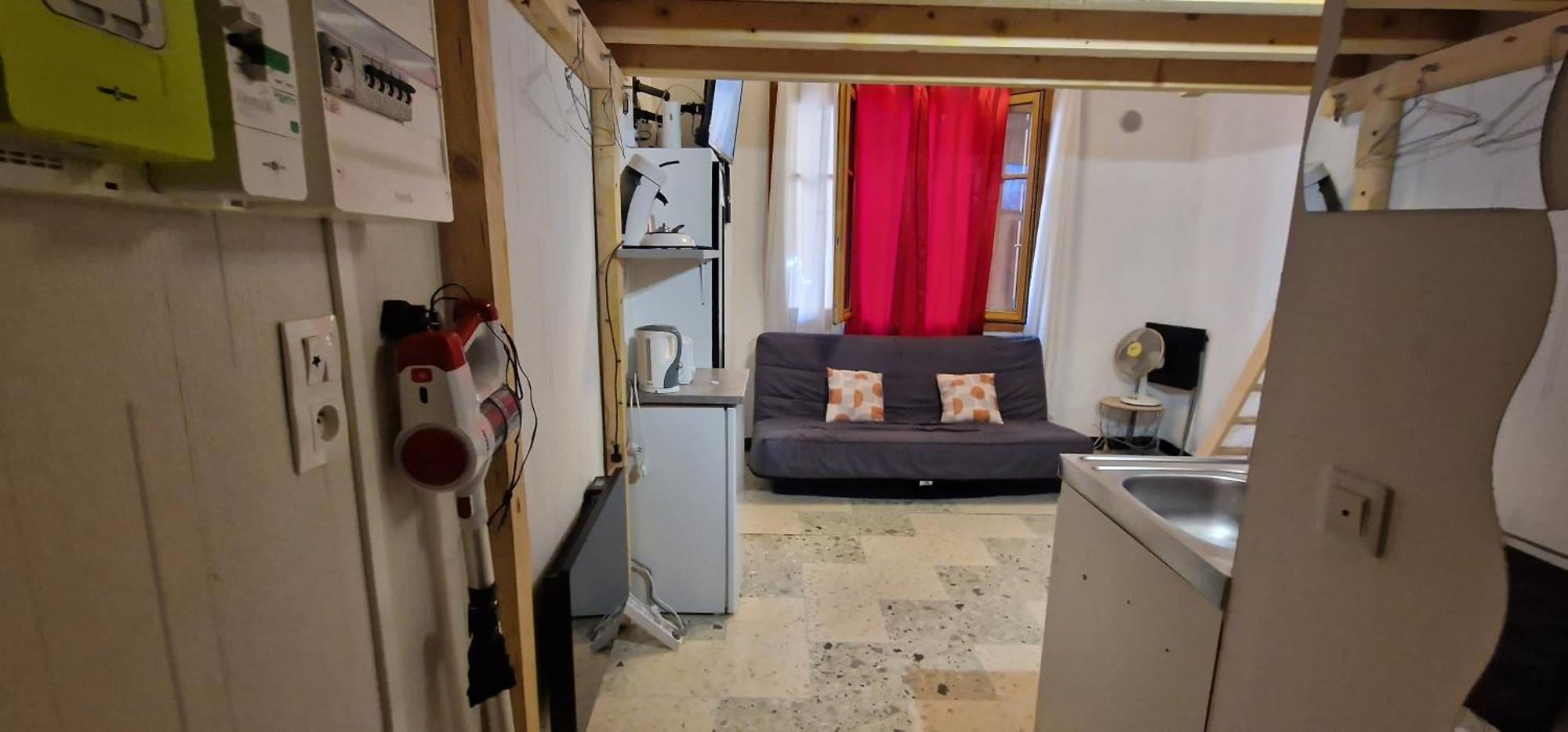 Beau Studio En Centre Ville 나르본 외부 사진