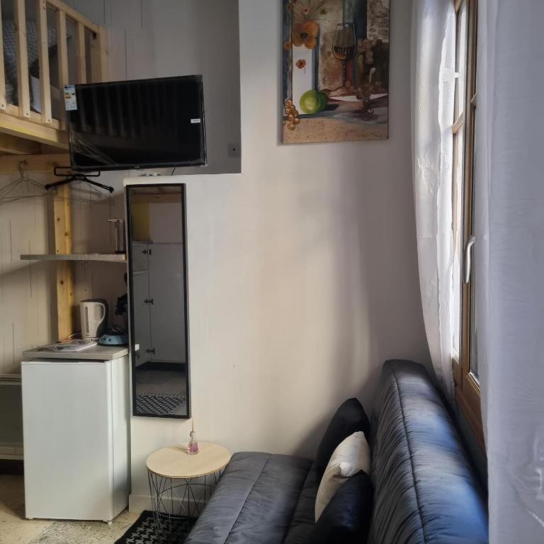Beau Studio En Centre Ville 나르본 외부 사진